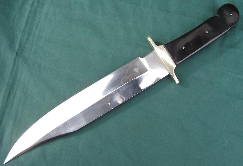 Large J.E.Middleton Bowie Knife. 10 Inch Blade.