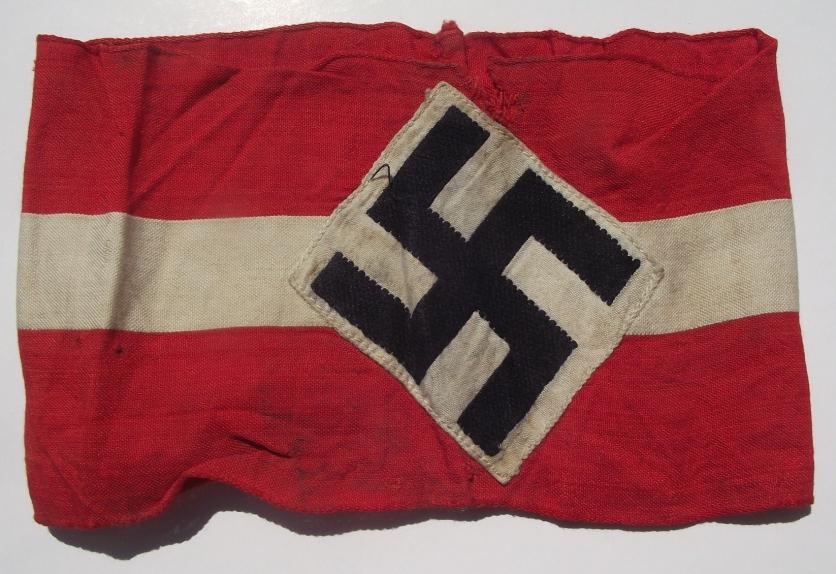 Hitler Youth Armband .
