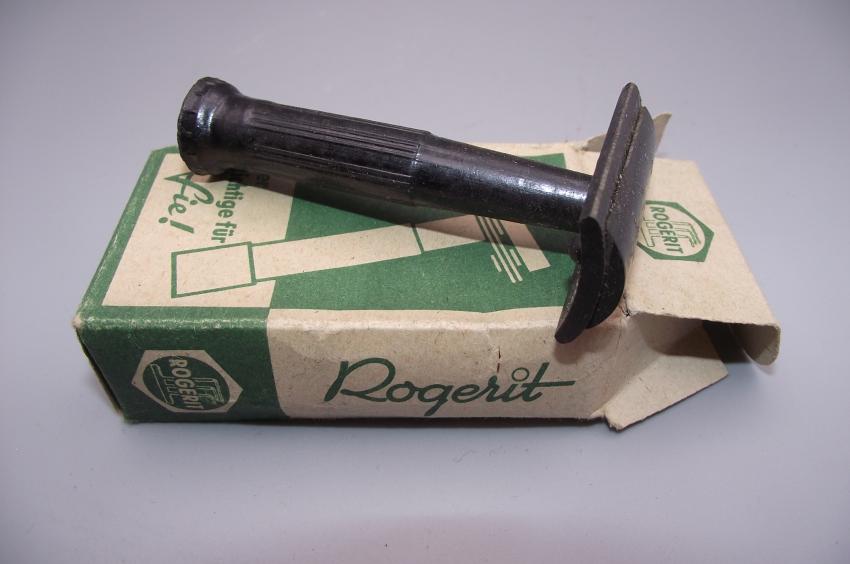German Personal Item. Razor In Cardboard Packet.