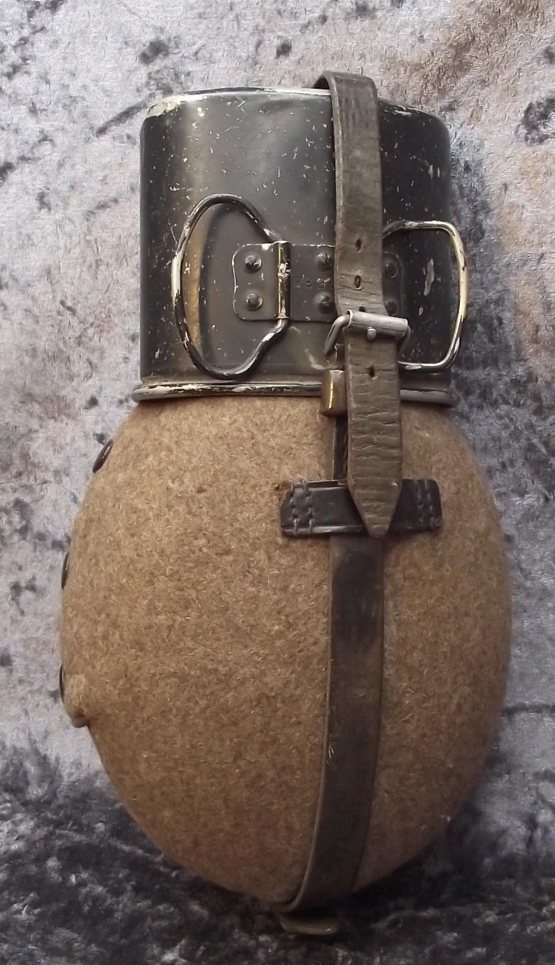 WW2 German M31 Canteen and Cup.