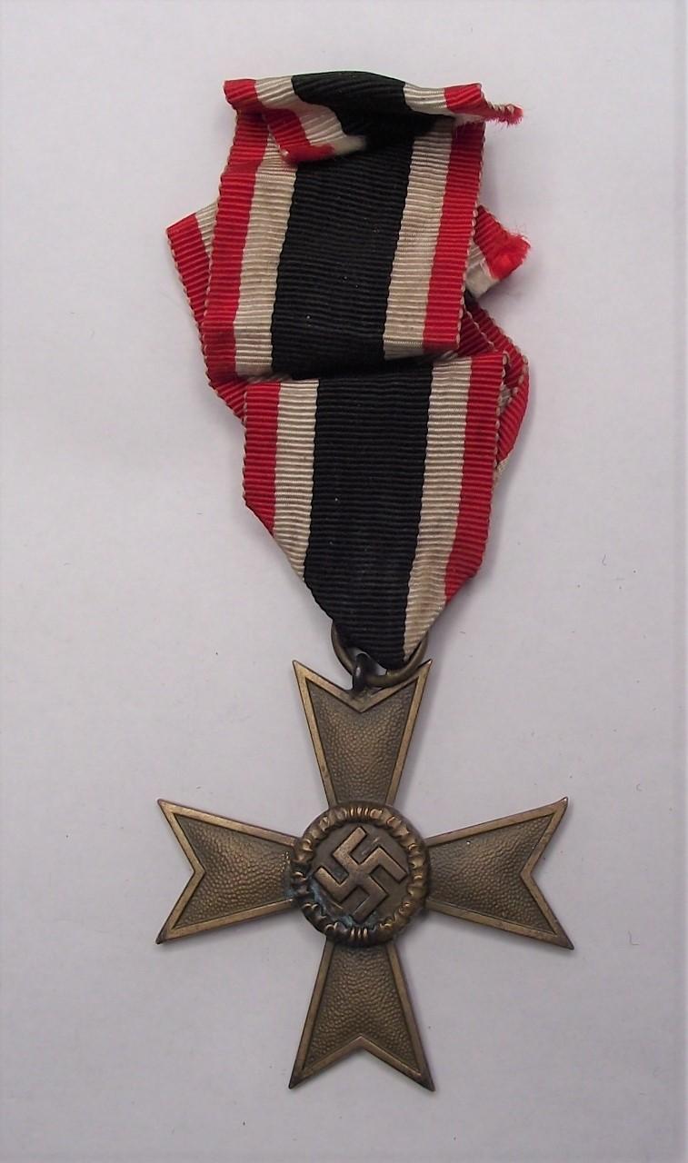 2nd Class KVK without Swords. MM/52, Gottlieb & Wagner.