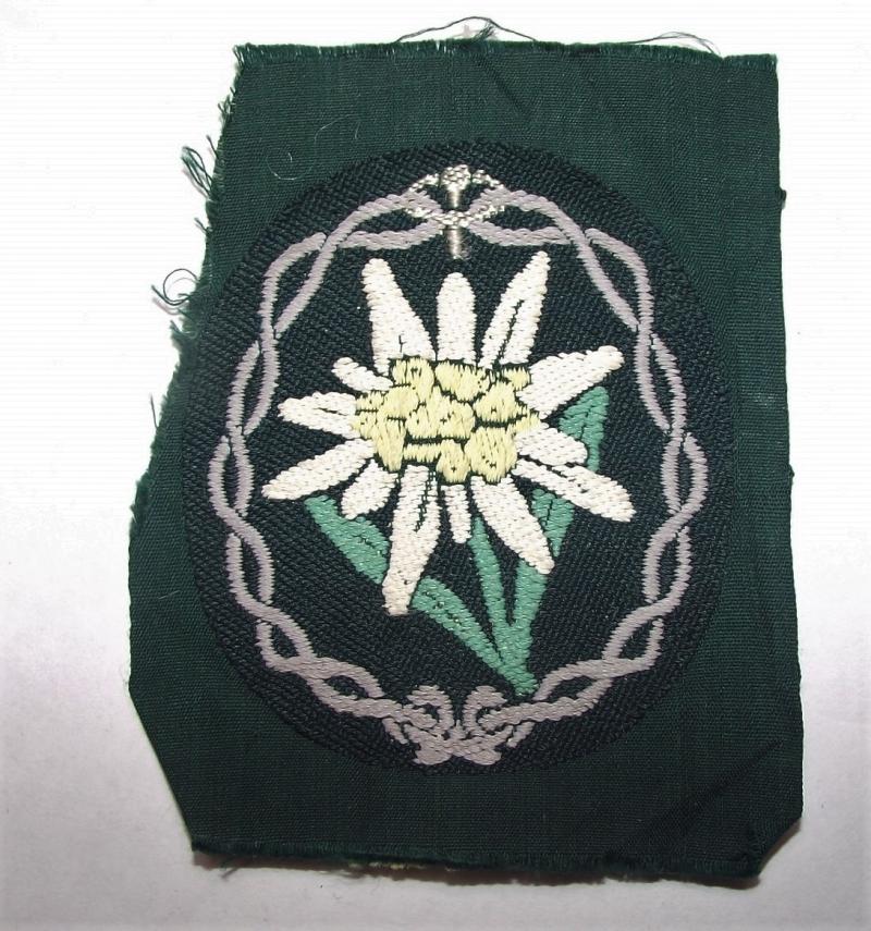 Gebirgsjager Cloth Edelwiess Arm Badge.