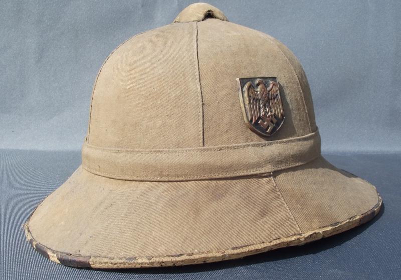 Tan Kriegsmarine Pith Helmet.