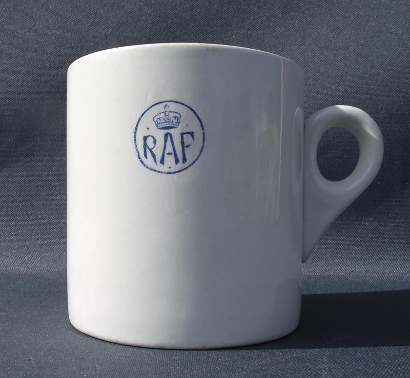 WW2 RAF One Pint Canteen Cup.