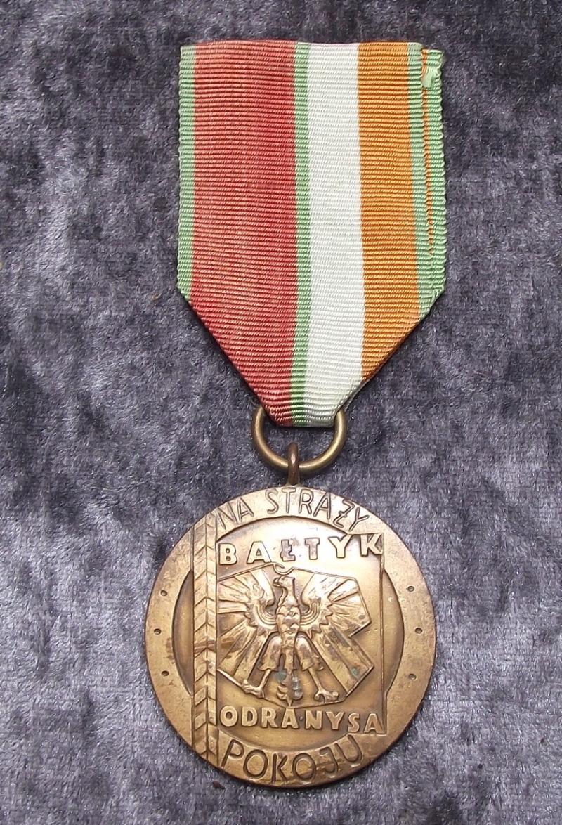 Polish ''On Guard of Peace'' Departmental Bronze Medal.
