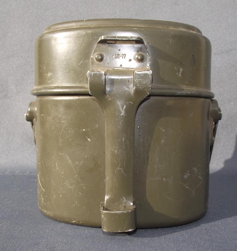 West German Bundeswehr Mess Tin. Matching Details.