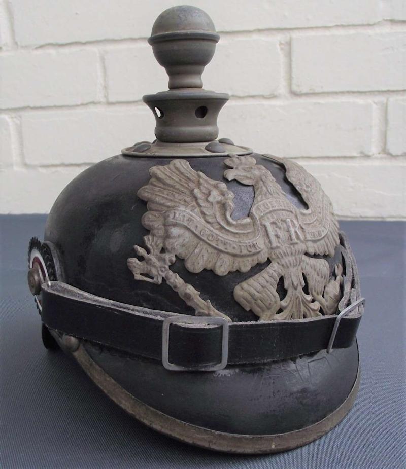 WW1 German M15 Prussian Artillery Pickelhaube, Kugelhelm.