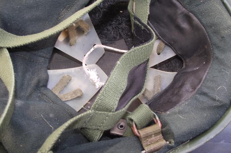 1984 Dated British Parachutist Helmet Lightweight. M76. Permali Gloucesterter.