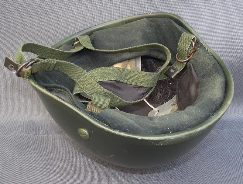 1984 Dated British Parachutist Helmet Lightweight. M76. Permali Gloucesterter.