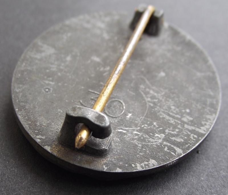 WW2 German Gold Wound Badge. MM30/ Hauptmunzamt Wien.