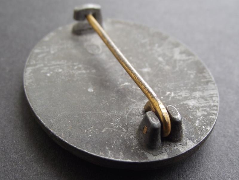 WW2 German Gold Wound Badge. MM30/ Hauptmunzamt Wien.