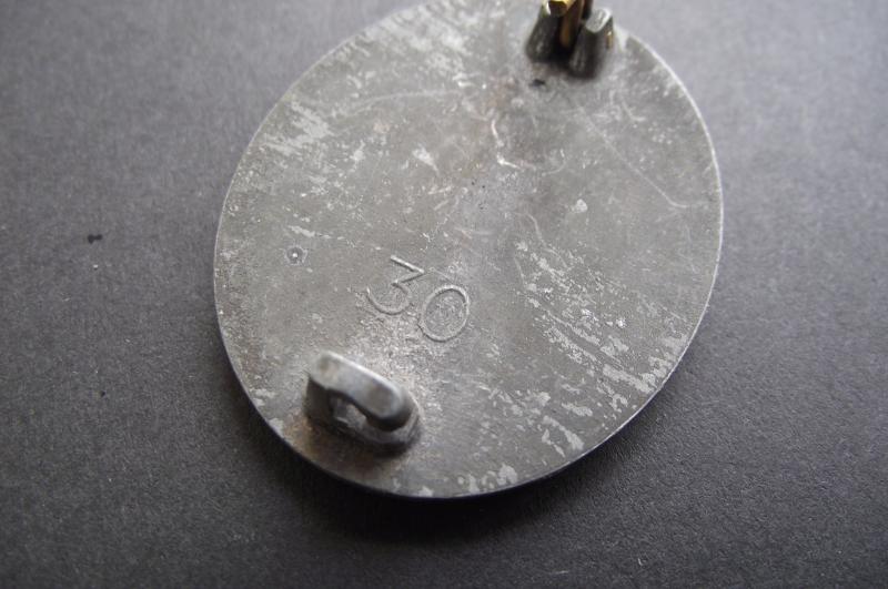 WW2 German Gold Wound Badge. MM30/ Hauptmunzamt Wien.