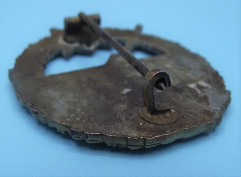 WW2 German Costal Artillery War Badge.