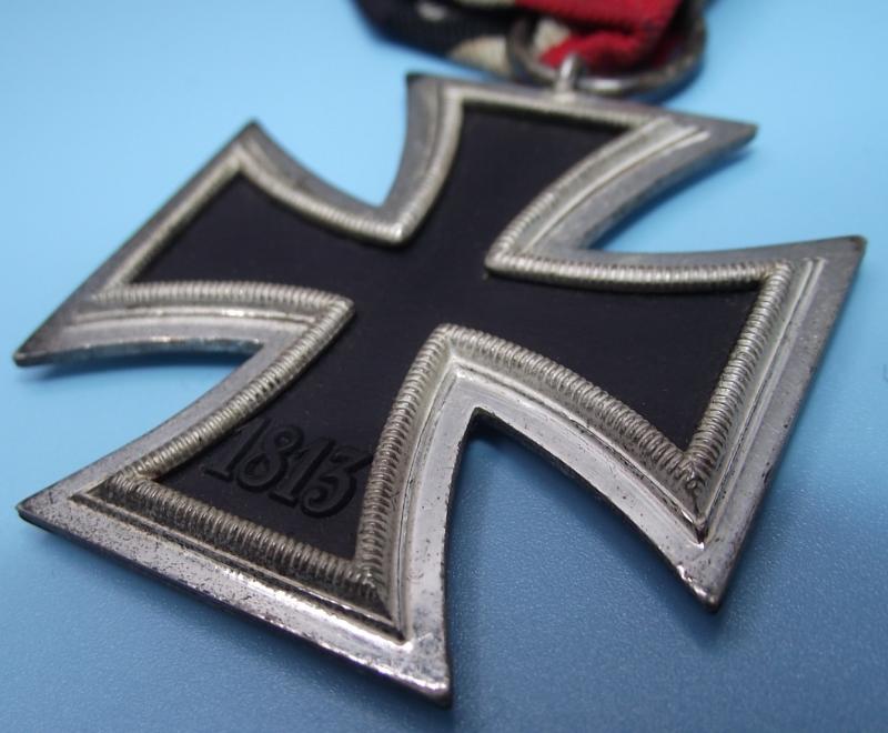 WW2 Iron Cross 2nd Class. MM13, Gustav Brehmer.