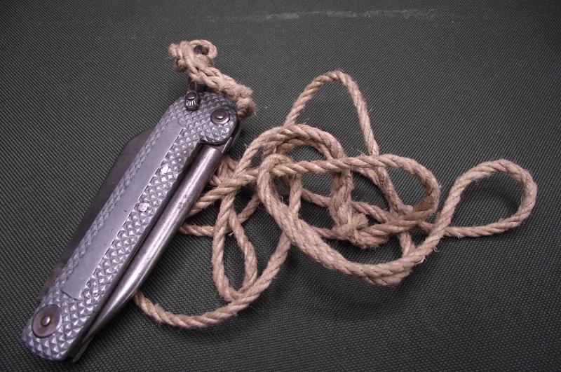 Admiralty Pattern Clasp Knife and Lanyard.