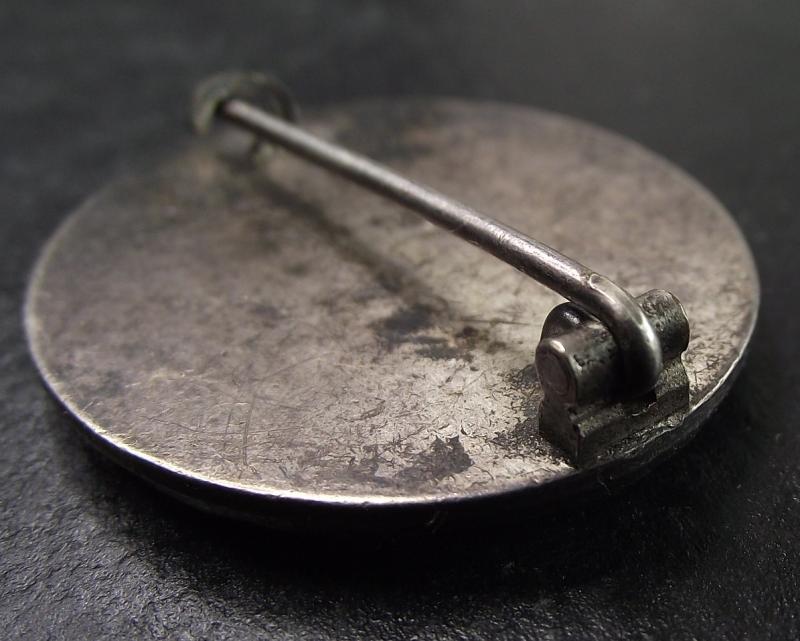 Denazified Silver Wound Badge. 1957 Pattern.