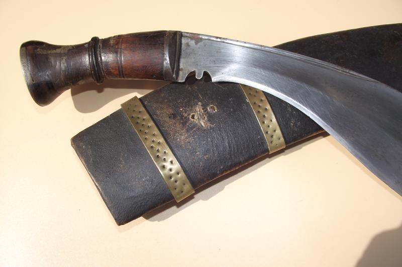 Early Military Sirupate Kukri.