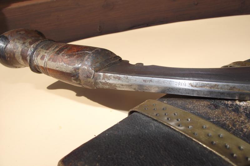 Early Military Sirupate Kukri.