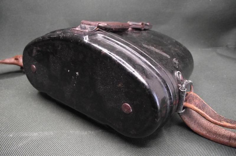 WW2 German 1941 6X30 Bakelite Binocular Case and Shoulder Strap.