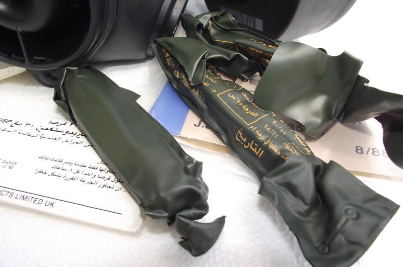Named Complete British S10 Gas Mask Rig. First Gulf War.