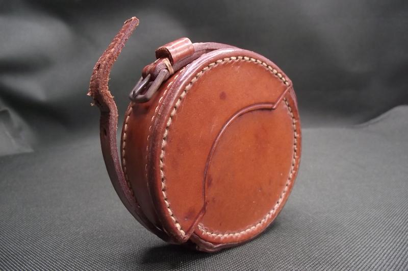 Cased British 1907 Dated' ''Service Pattern'' Military Clinometer. H.Hughes.