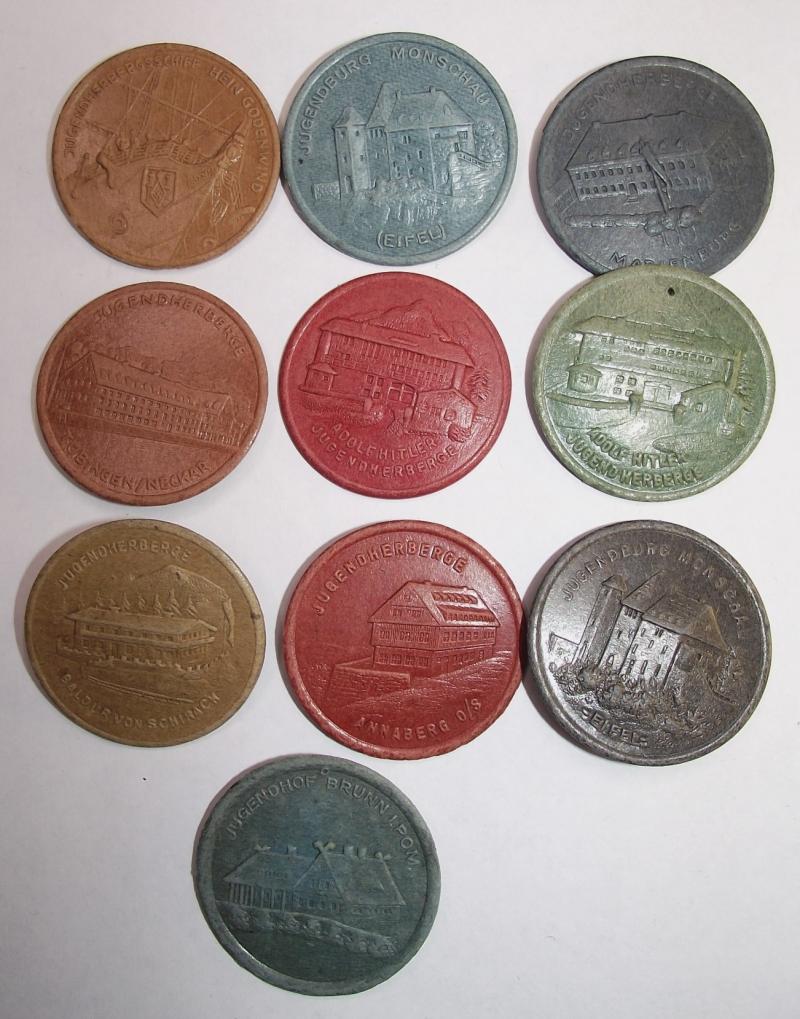PRICE REDUCED! 10 x DJH Jugendherberge Pressed Paper Badges.