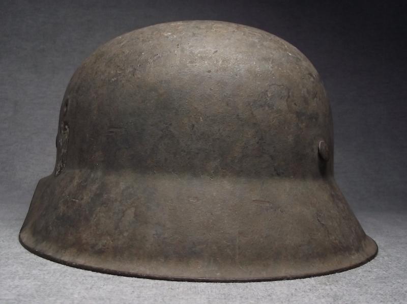 M42 EF68 Single Decal Combat Helmet. NO PAYPAL PAYMENT!!