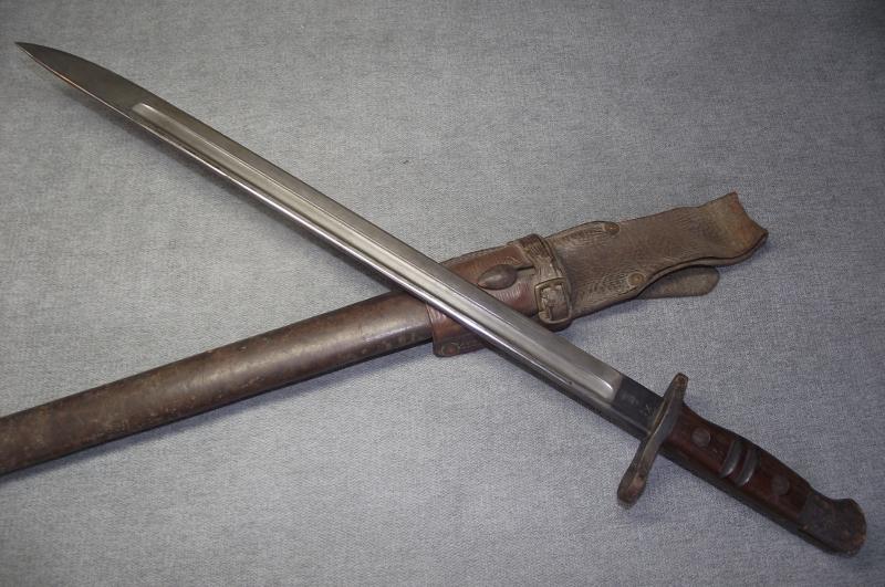 1913 Pattern Bayonet, 1916 Dated, with 1914 Pattern Leather Frog.
