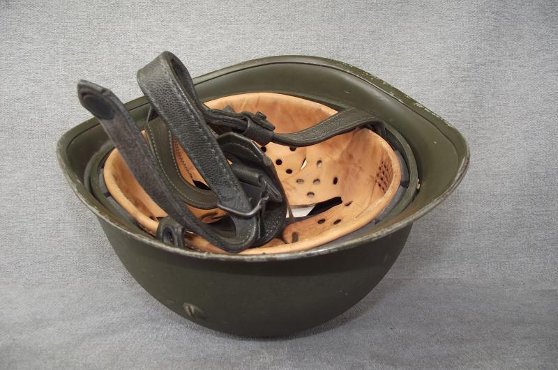 West German M1A1 LL Paratroopers Helmet.