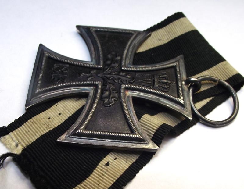 WW1 Iron Cross 2nd Class, Ring Stamp ''FR', Frank & Reif.