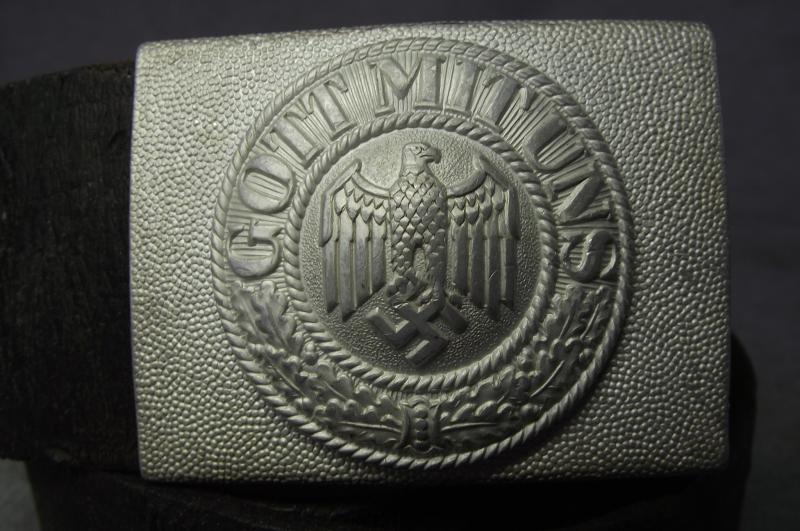 Heer ''Walking Out'' Belt and Buckle.