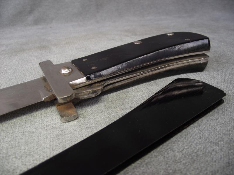 WW2 USAAF Folding Survival Machete, Camillus.