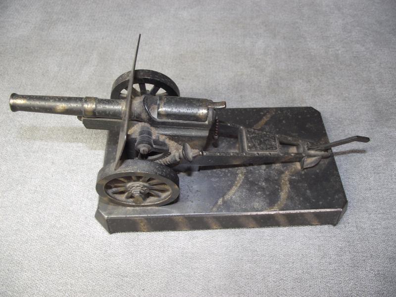 1930's Large Demley Artillery Field Gun Table Top Lighter.