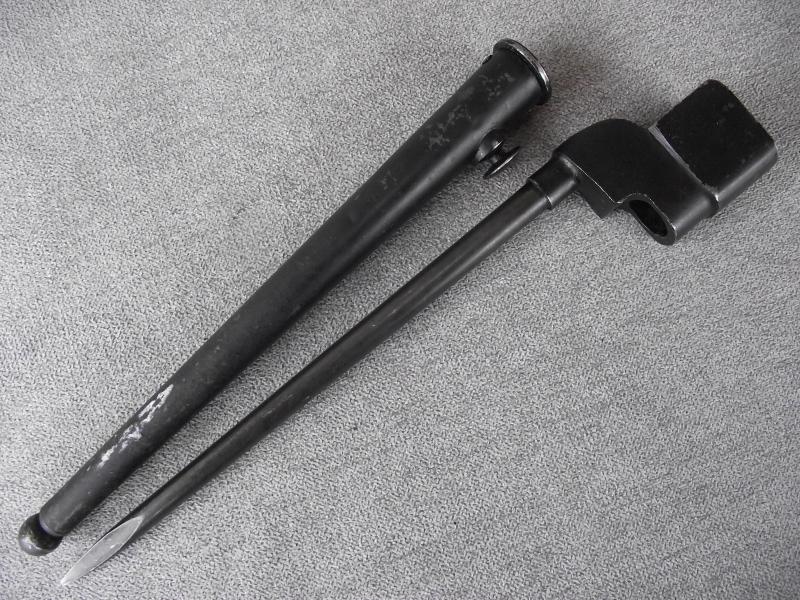 WW2 British No4 MKII Bayonet. Broad Arrow D, Prince Smith?