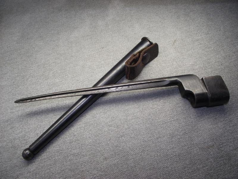 WW2 British ''Singer'' No4, MK I Cruciform Bayonet.