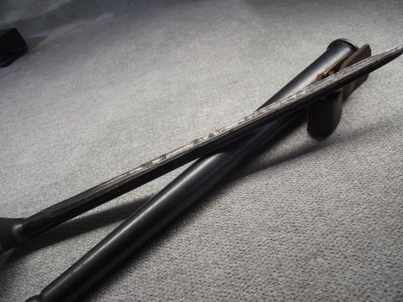 WW2 British ''Singer'' No4, MK I Cruciform Bayonet.