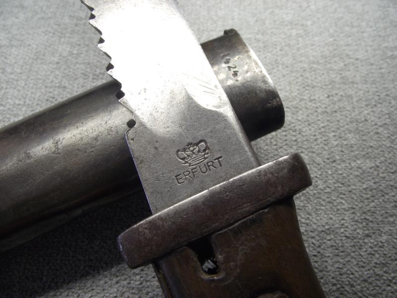 WW1 German 1884/98 Sawback Bayonet.