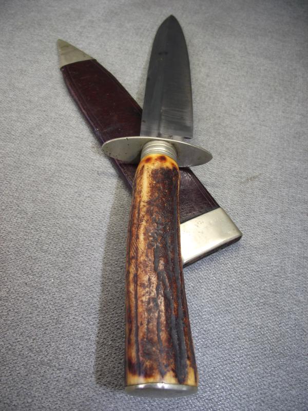 Victorian Bowie Knife. ''The Hunters Companion''. J.Dobby, 16 Wych Street.