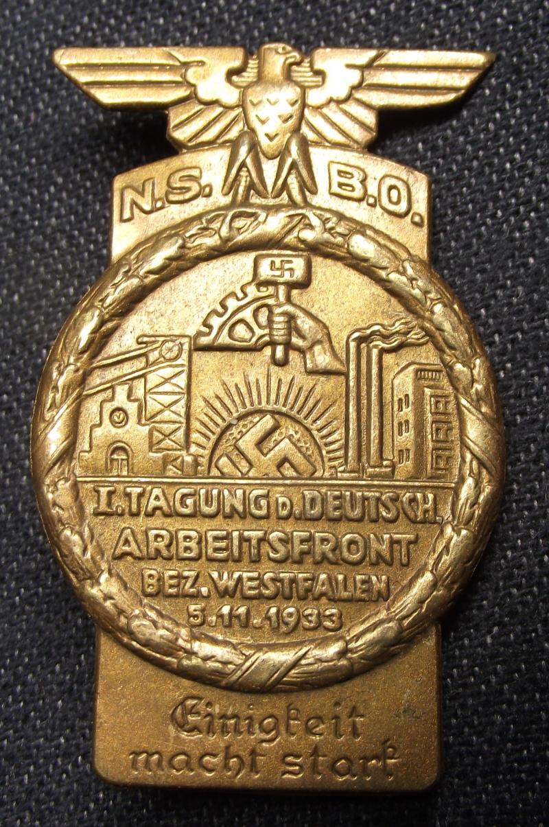 N.S.B.O. Event Badge/Tinnie. Tagung Deutsch Arbeitsfront. Bez. Westfalen, 1933.