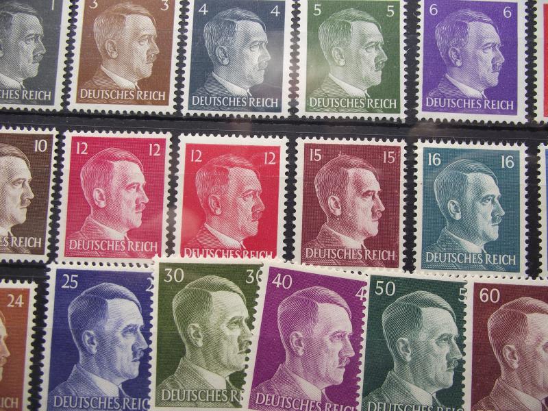 19 X Adolf Hitler Stamps.