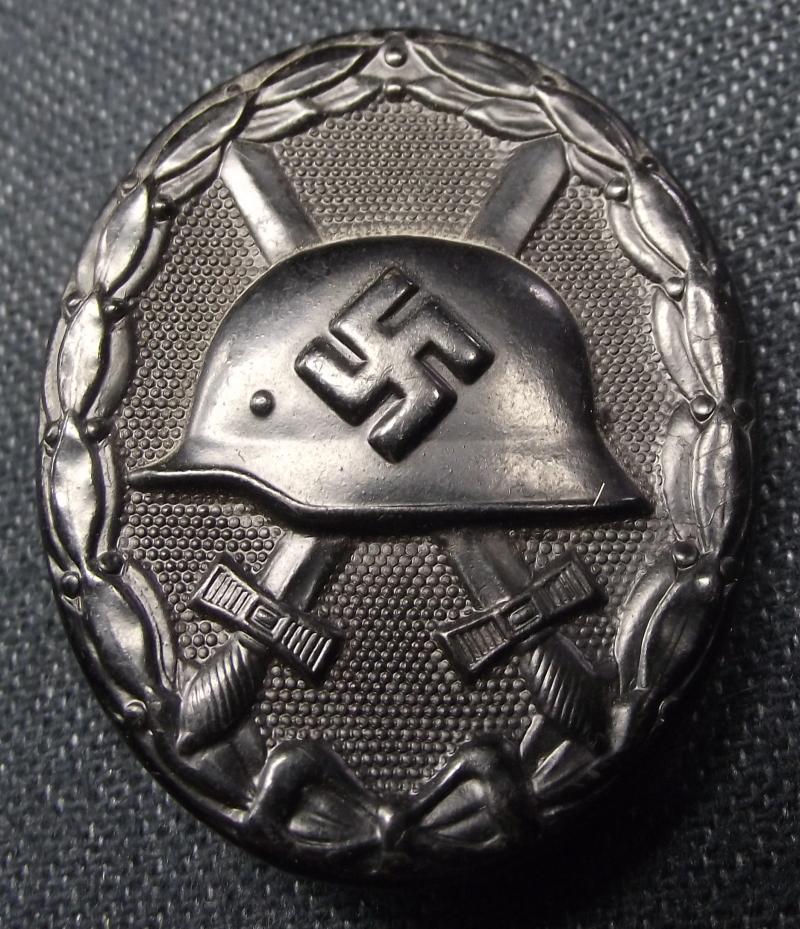 WW2 German Black Wound Badge. MM/4, S&L.