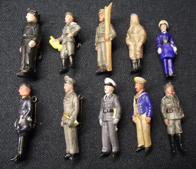 10 x WHW Donation Ceramic Soldiers.