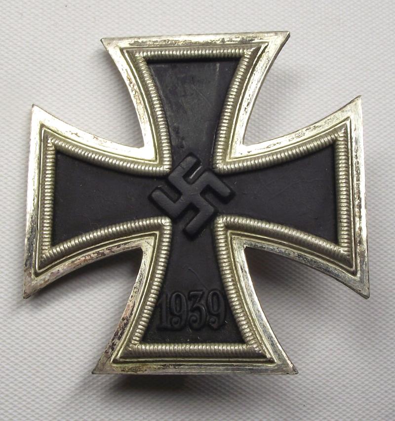 WW2 German Iron Cross First Class. MM3/Deumer.
