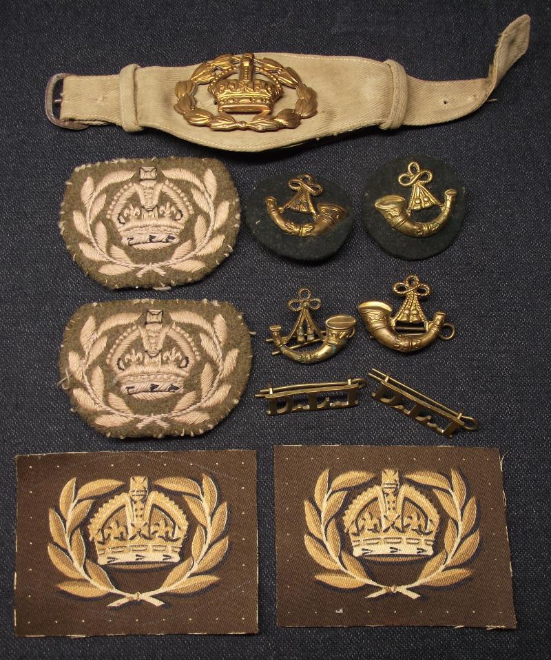 REDUCED PRICE. Durham Light Infantry Insignia Group.