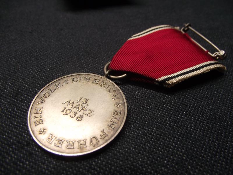 WW2 German Boxed 1938 Entry into Austria Anschluss Medal