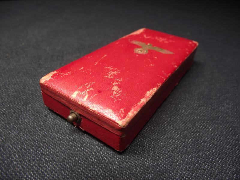 WW2 German Boxed 1938 Entry into Austria Anschluss Medal