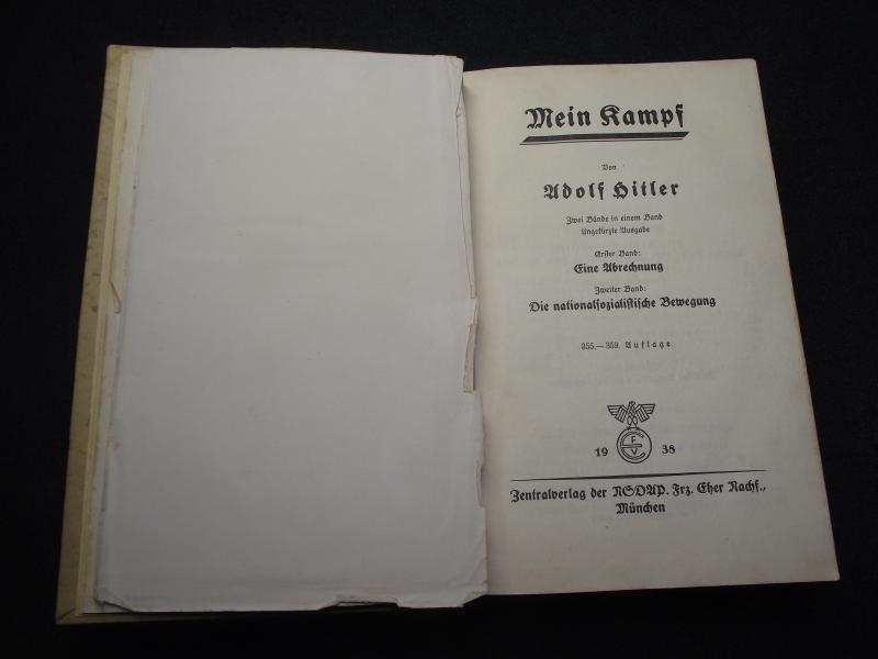 Adolf Hitler Mein Kampf. Wedding Edition. Kamen, 1940..