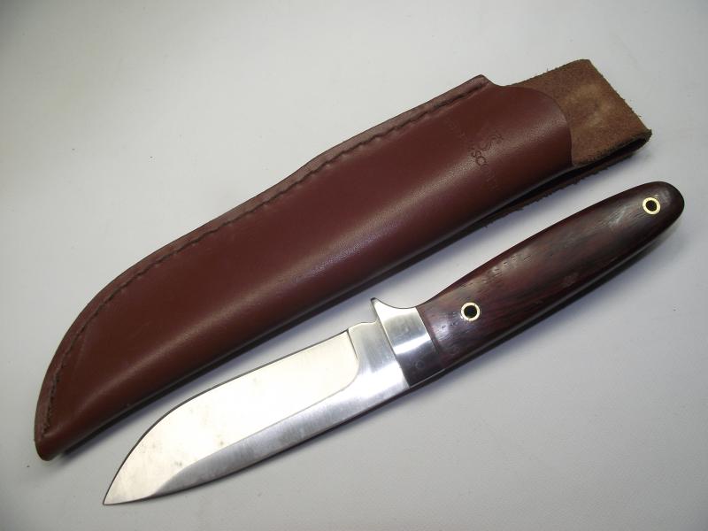 Sheath Knife . Webley and Scott.
