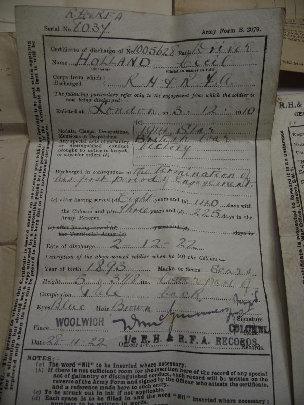 WW1 British Pay Book and Related Discharge Paperwork.