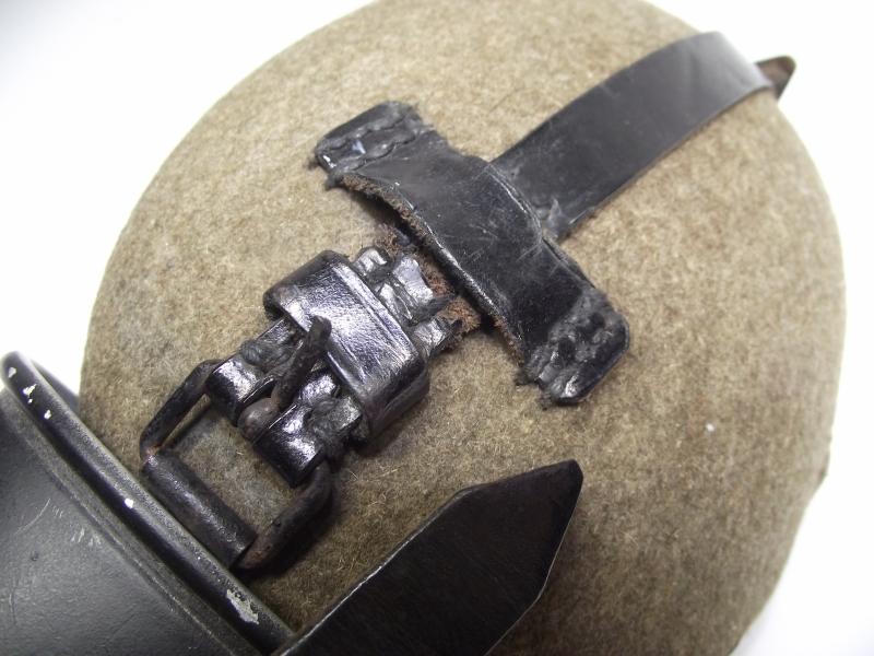 WW2 German Water Bottle / Canteen. DMN-40.